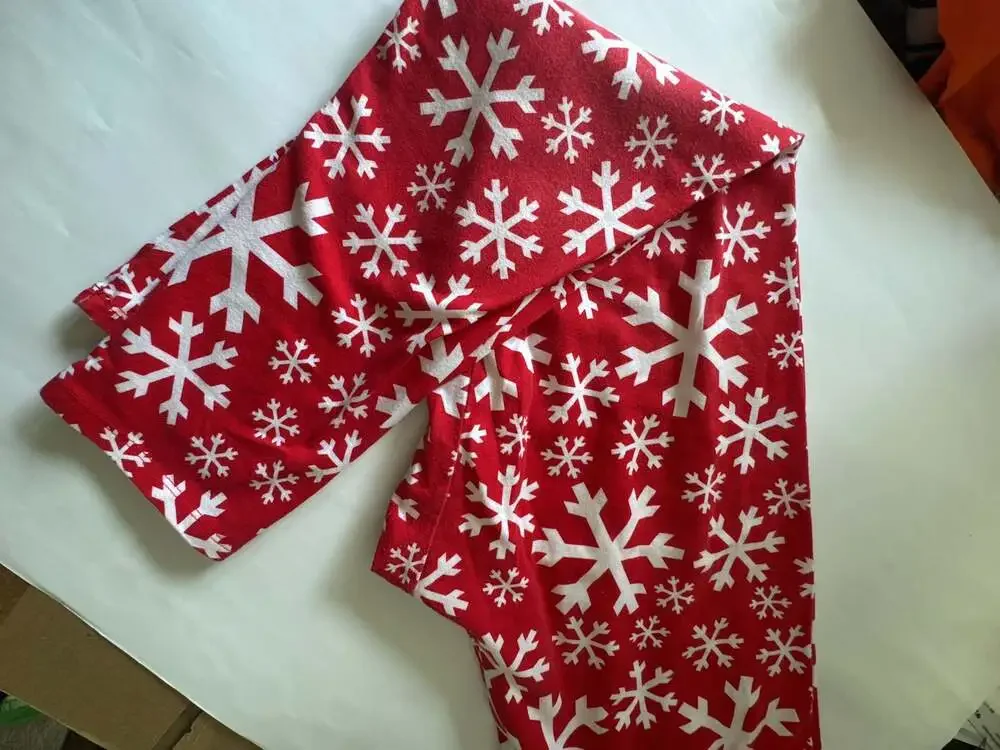 No Boundaries Red and White Snowflake Print Pajama Leggings